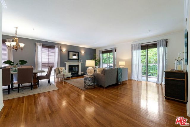 1401 S Bentley Avenue # 202, Los Angeles