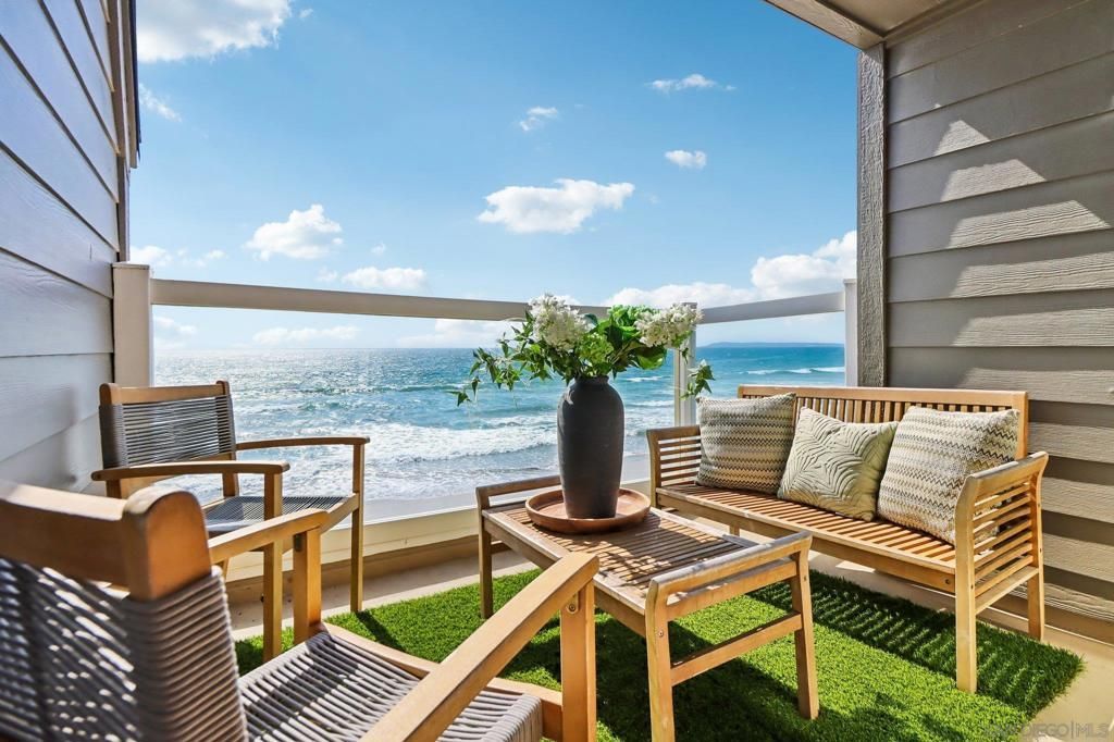 1510 Seacoast, Imperial Beach