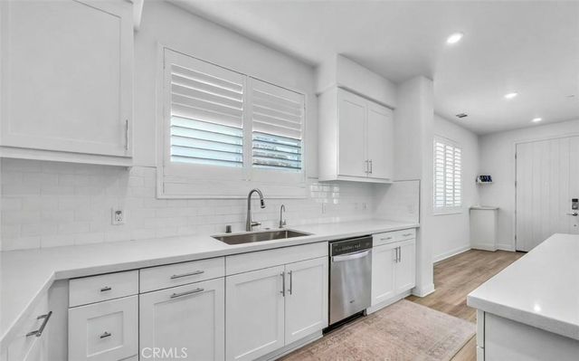 70 Aria, South El Monte