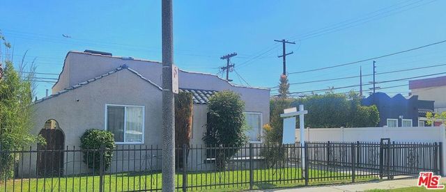 1738 W 66th Street, Los Angeles