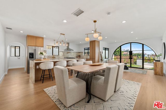 5168 Southridge Avenue, Los Angeles