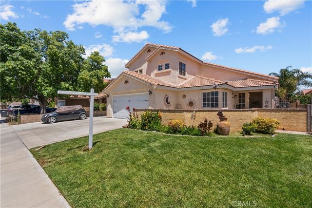 1523 E Avenue J6, Lancaster