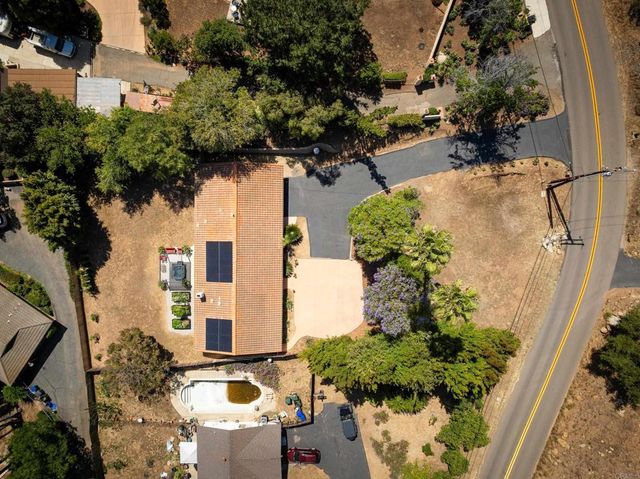 1889 Rockhoff Rd., Escondido