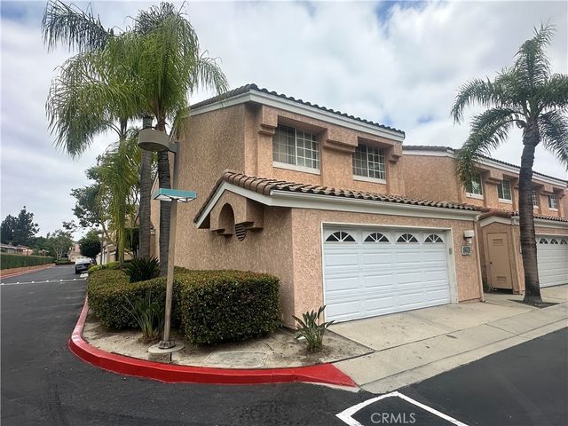 12151 Saint Tropez, Cerritos