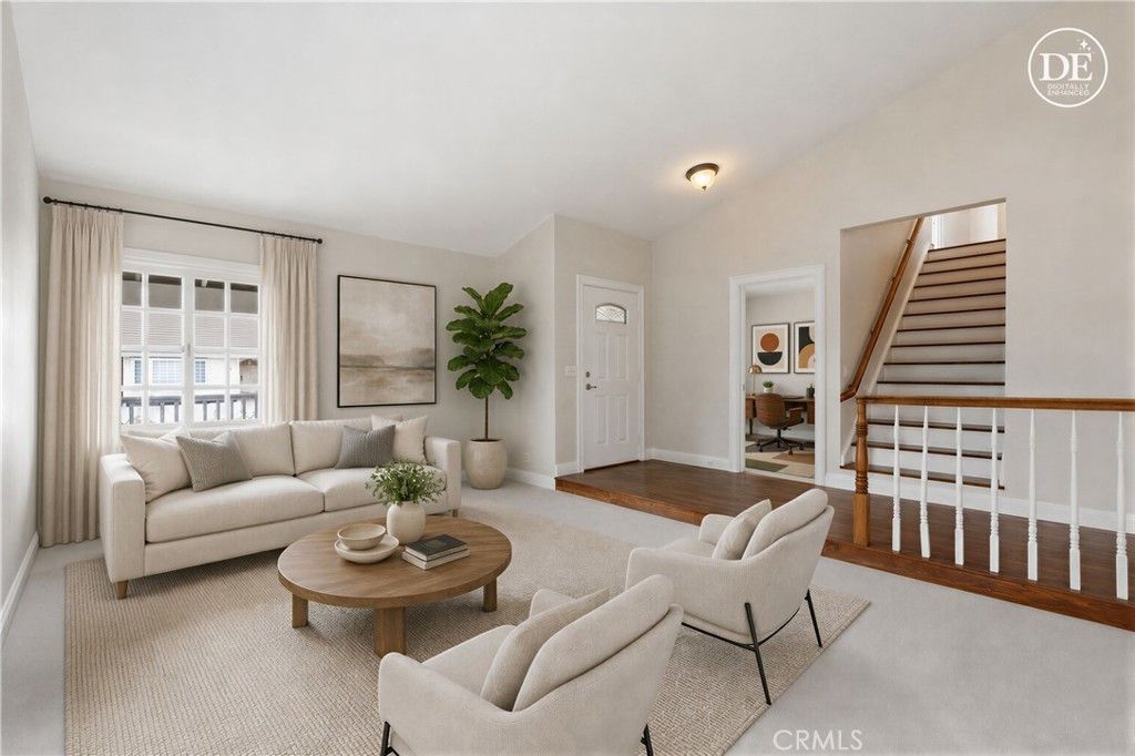 38 Golden Star, Irvine