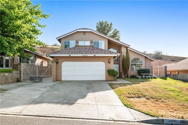 13830 Hidden Valley, Victorville