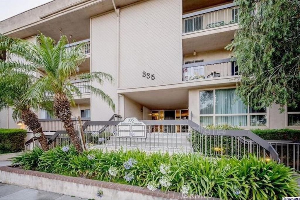 335 N Adams Street # 216, Glendale