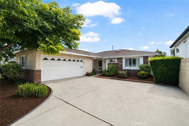 3501 Claremore Avenue, Long Beach
