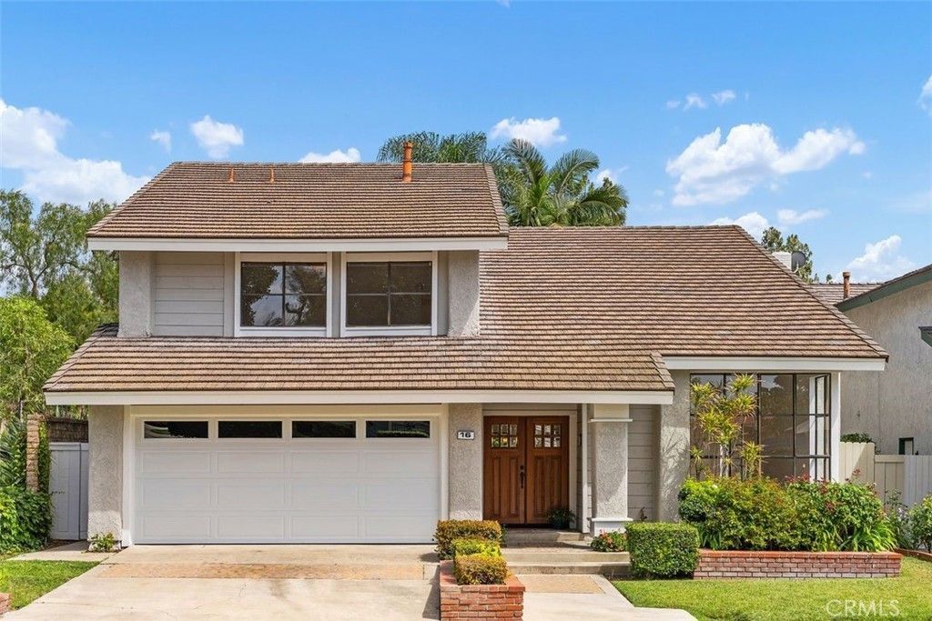 16 Alegria, Irvine