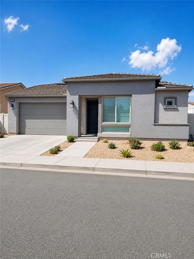 1620 Village Green, Beaumont