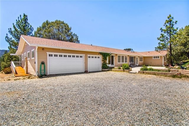 36350 Butterfly Peak, Mountain Center