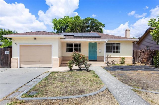 1745 Elmwood Avenue, Stockton