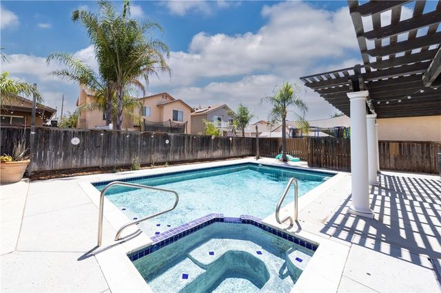 29219 Twin Arrow, Menifee
