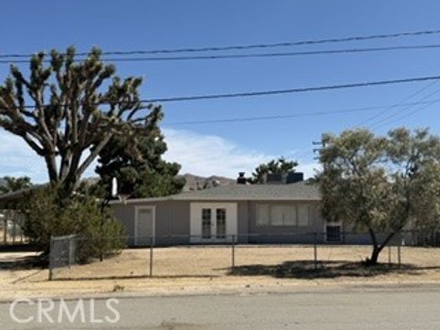 56313 Coyote, Yucca Valley