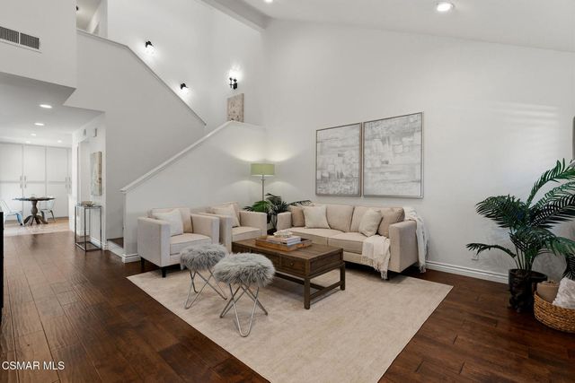 450 Via Colinas, Westlake Village