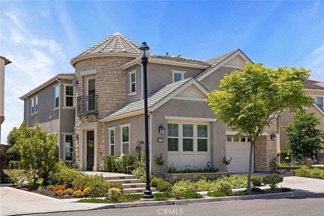 1716 Sonora Creek, Lake Forest
