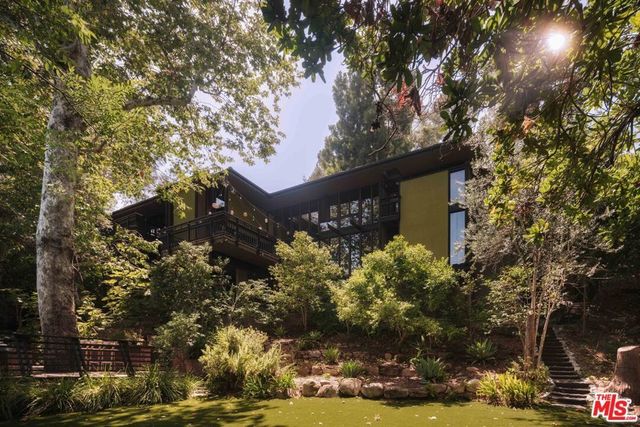 954 Hillside Terrace, Pasadena