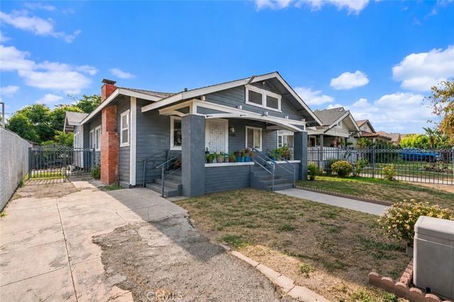 3935 S Harvard Boulevard, Los Angeles