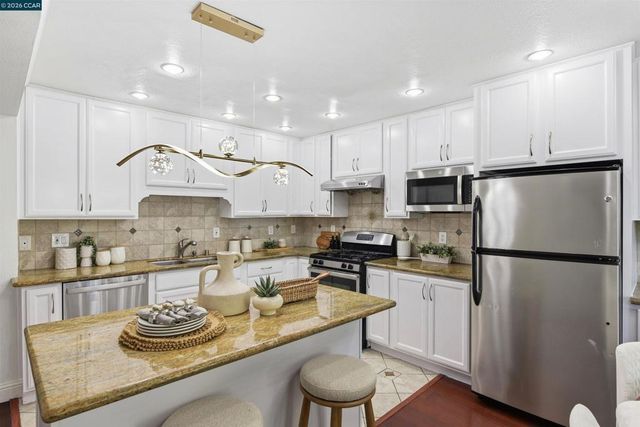 1295 Crescent Ter., Sunnyvale