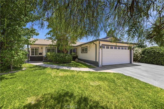 1104 W W Avenue J10, Lancaster