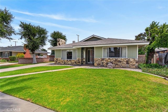 4963 Carlingford Avenue, Riverside