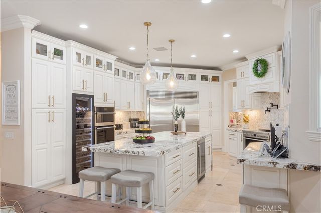 38580 Celine Cove, Murrieta