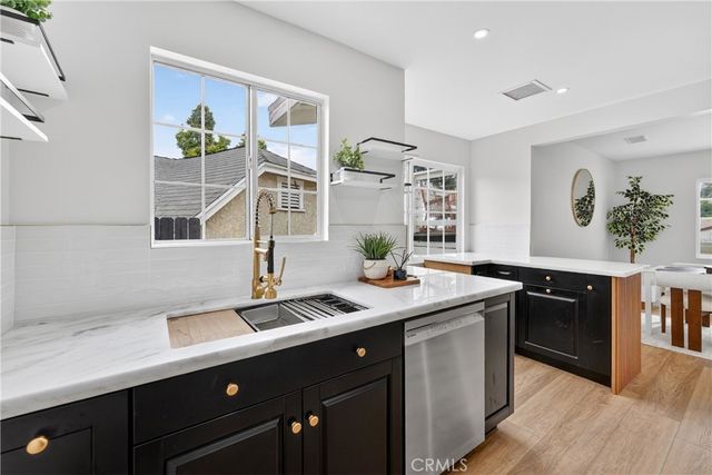 4419 Radium, Los Angeles