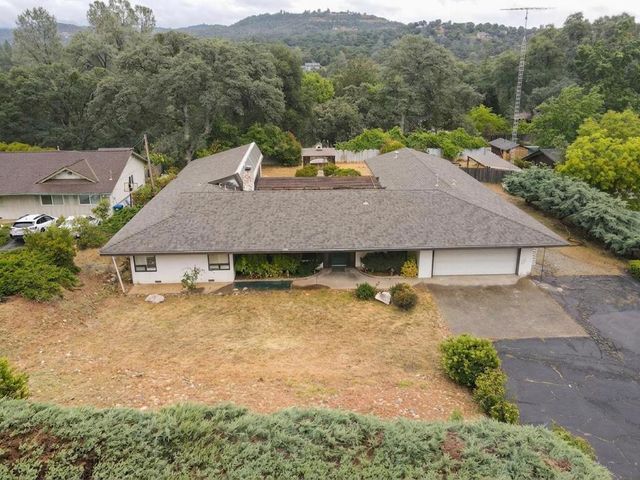 20521 Upper Hillview Drive, Sonora