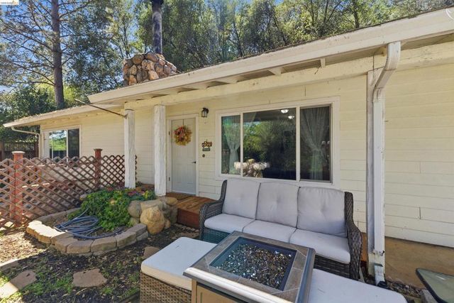 376 Calaveras Way, Sonora
