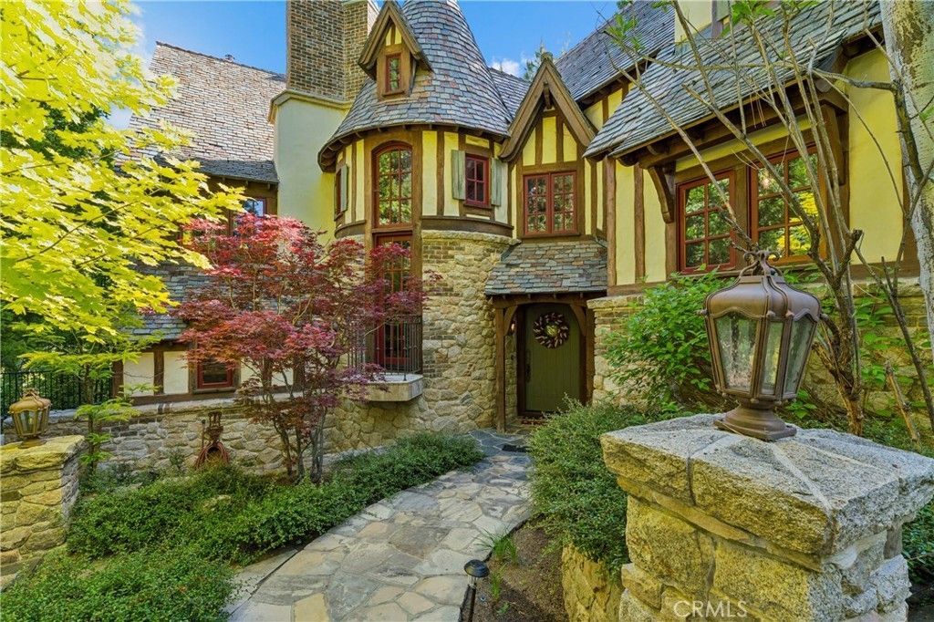27596 High Knoll, Lake Arrowhead