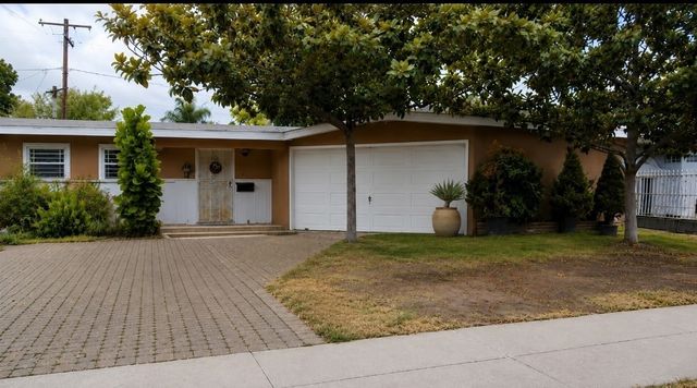 1345 E Romneya, Anaheim