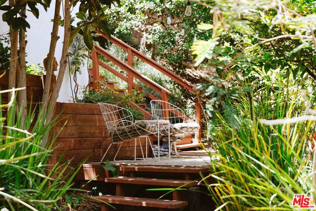 2645 Onyx Drive, Los Angeles