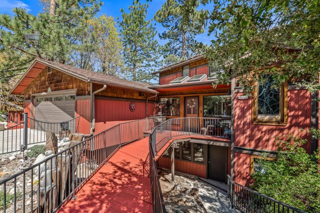 54062 Linger Lane, Idyllwild