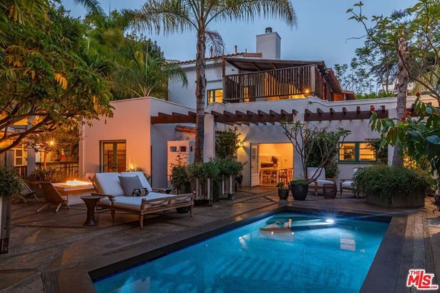 8249 Marmont Lane, West Hollywood