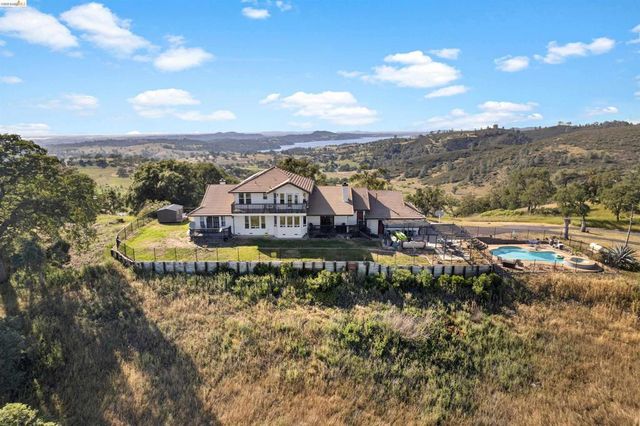 3589 Pardee, Valley Springs