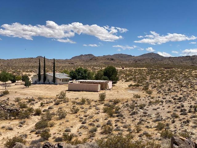 5056 Lazy Lane, Johnson Valley