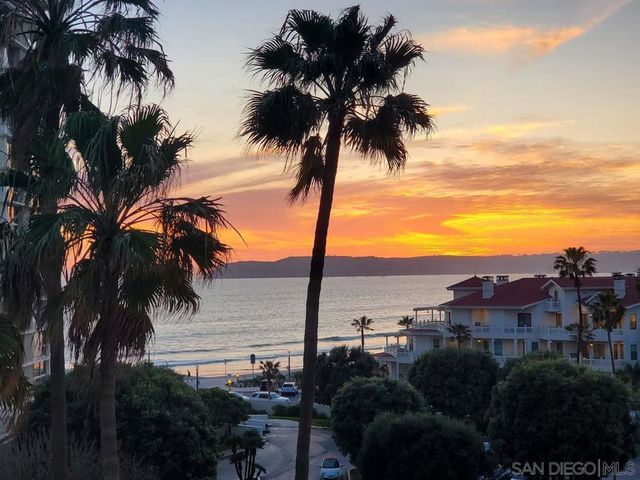 1710 Avenida Del Mundo # 403, Coronado