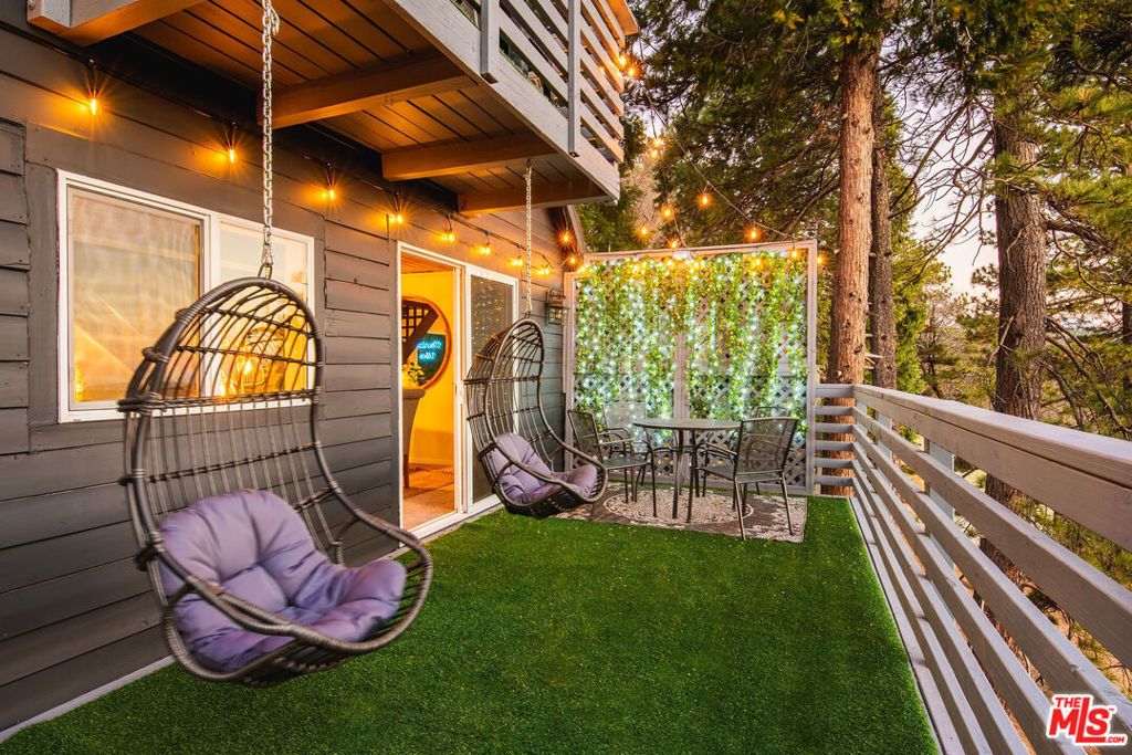 31561 Panorama Drive, Running Springs