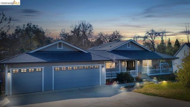12929 Hollow Dr, Sonora