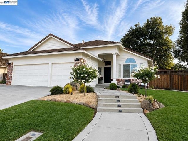425 Beverly St, Livermore