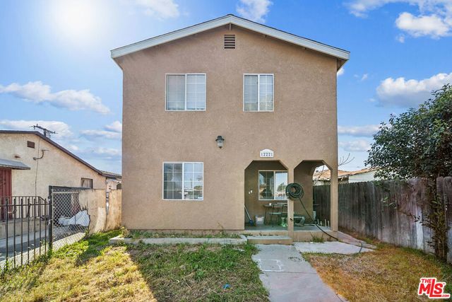 12221 Athens Way, Los Angeles