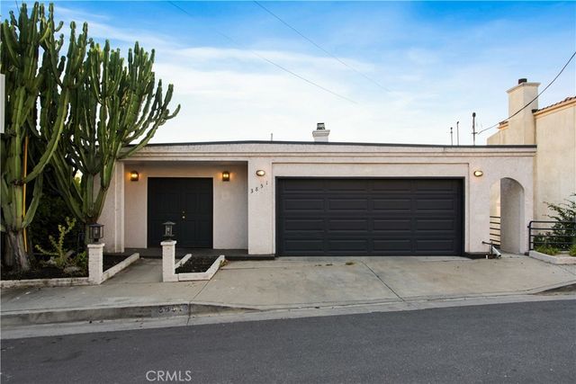 3851 Cazador, Los Angeles