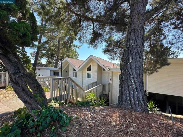 1984 Ascot Dr # C, Moraga