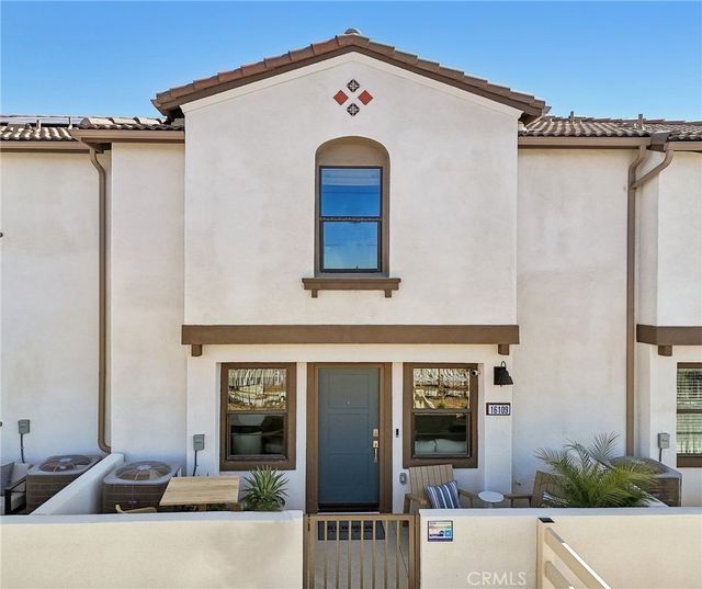 16139 Lumia Way, Fontana