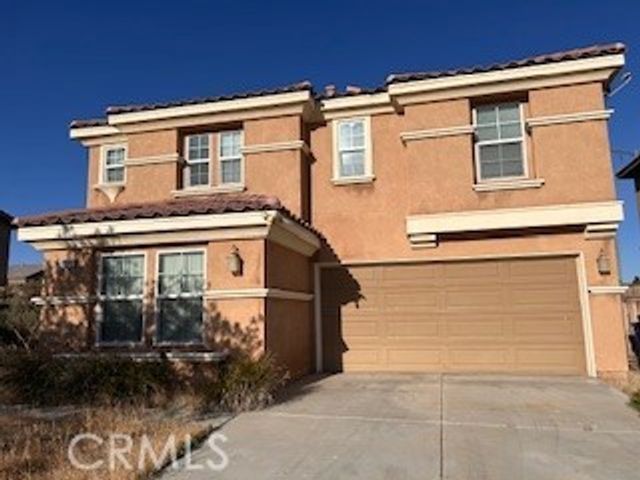 16915 Grand Triassic Lane, Victorville