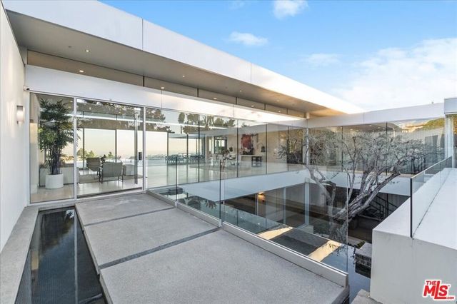 1620 Carla, Beverly Hills