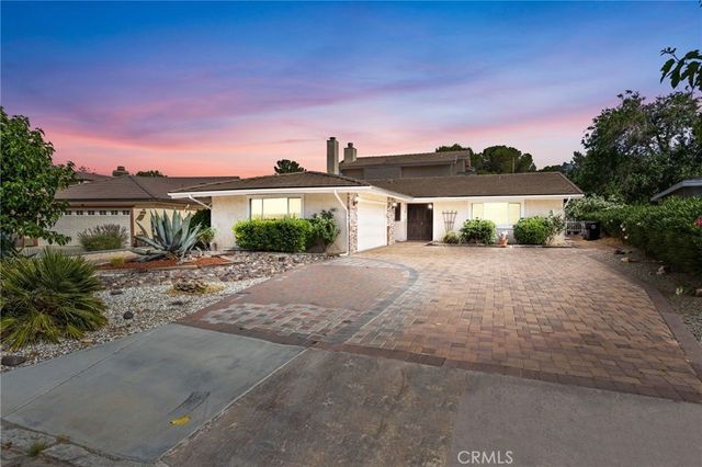 14991 Blue Grass, Helendale