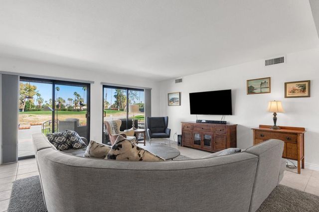 68482 Calle Toledo, Cathedral City