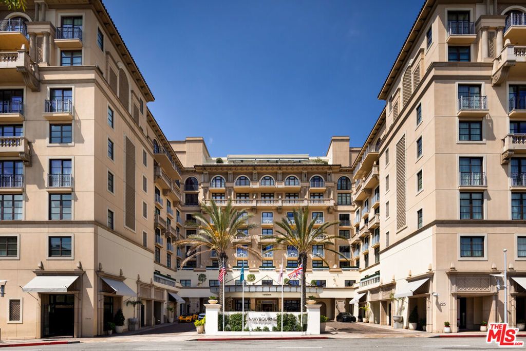 225 N Canon Drive # 7d, Beverly Hills