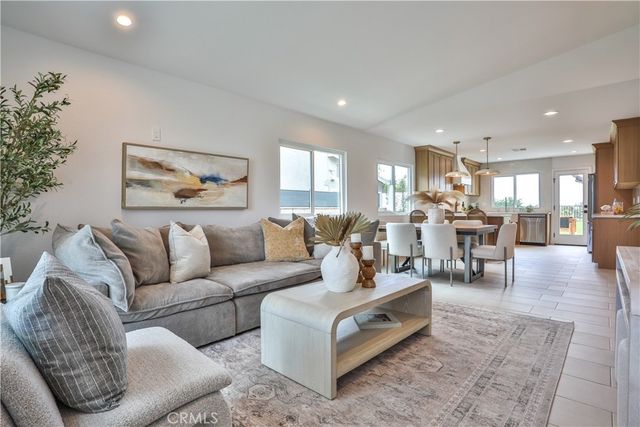 26471 Via Cuervo, Mission Viejo